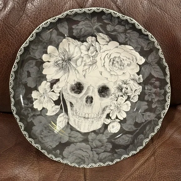 222 Fifth Holiday 222 Fifth Marbella Skull Ceramic Halloween